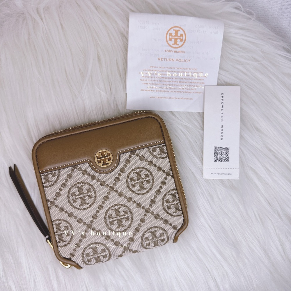 NWT Tory Burch T Monogram Jacquard Bifold Small Zip Wallet Hazelnut Brown 79381 - Picture 1 of 6